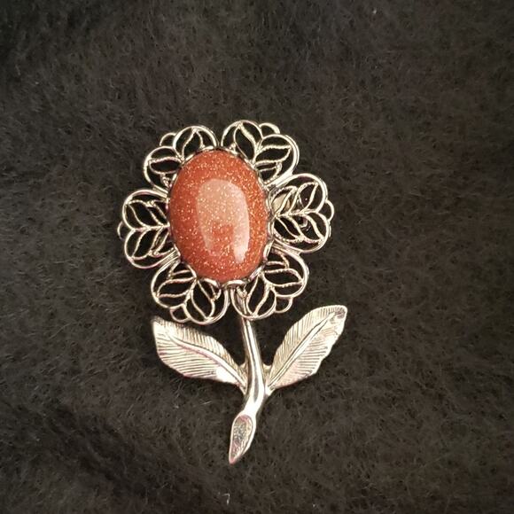 Vintage Jewelry - Vintage Silver flower Goldstone brooch
